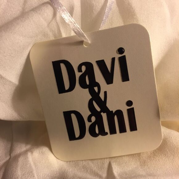 NWT Sleeveless Wide Leg Cropped Jumpsuit Size Large - Picture 15 of 15